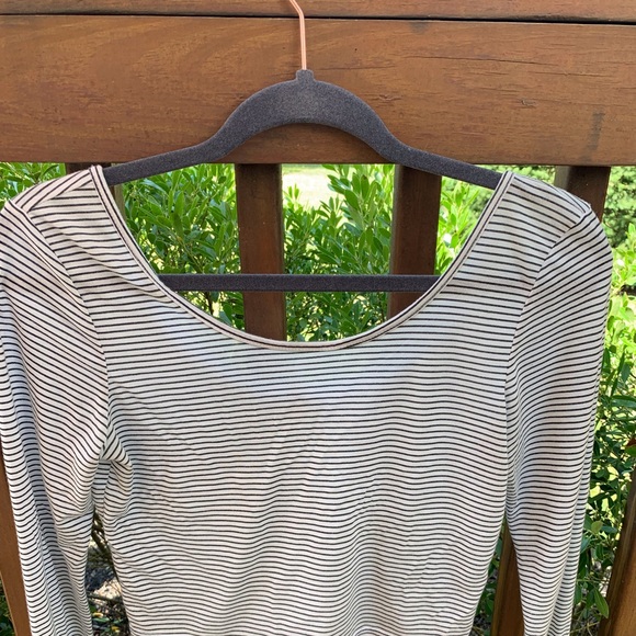 KIRRA for PACSUN Cropped Long Sleeve T-Shirt - Picture 2 of 5